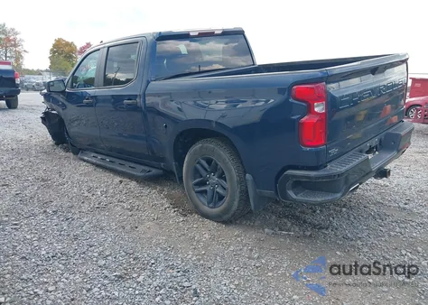 2021 Chevrolet Silverado 1500 4Wd Short Bed Custom Trail Boss z USA, uszkodzony, nr VIN 1GCPYCEF8MZ145441